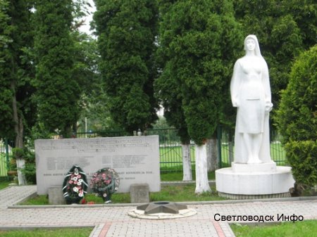 Про пам’ятники на Західній Україні