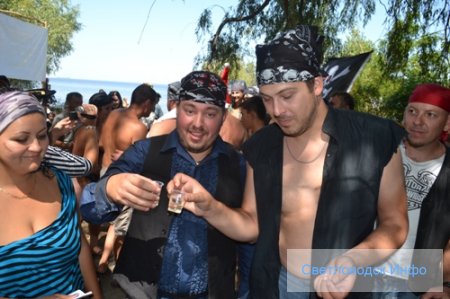 Про піратів Кременчуцького моря Про піратів Кременчуцького моря