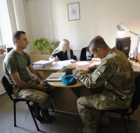 Військові з Миколаївщини та Одещини шукають кандидатів на військову службу 