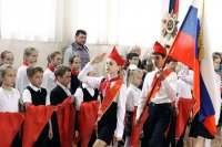 Ульяновские власти вводят в школах уроки патриотизма, московские школы учат любить Родину на всех уроках