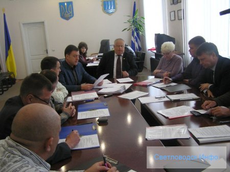 Виконком констатує негаразди із своїм паперовим рупором Виконком констатує негаразди із своїм паперовим рупором