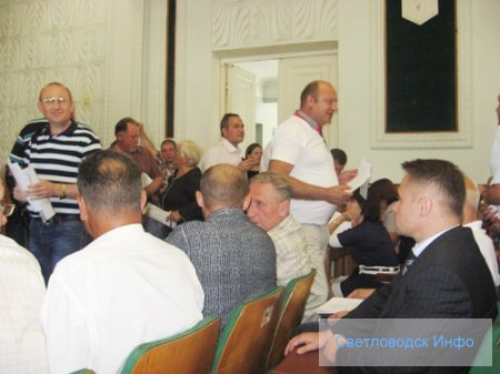 Сесія міськради під знаком скандалу Сесія міськради під знаком скандалу