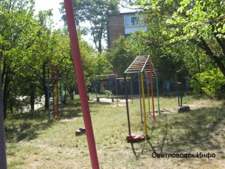 Дитячий майданчик своїми руками