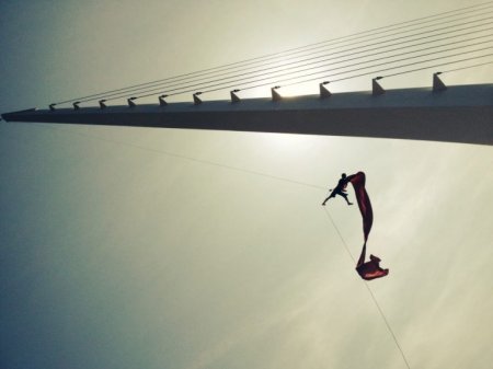 Bandaloop - Танцы на стене